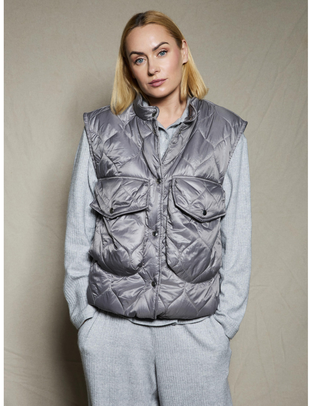 Nunu vest